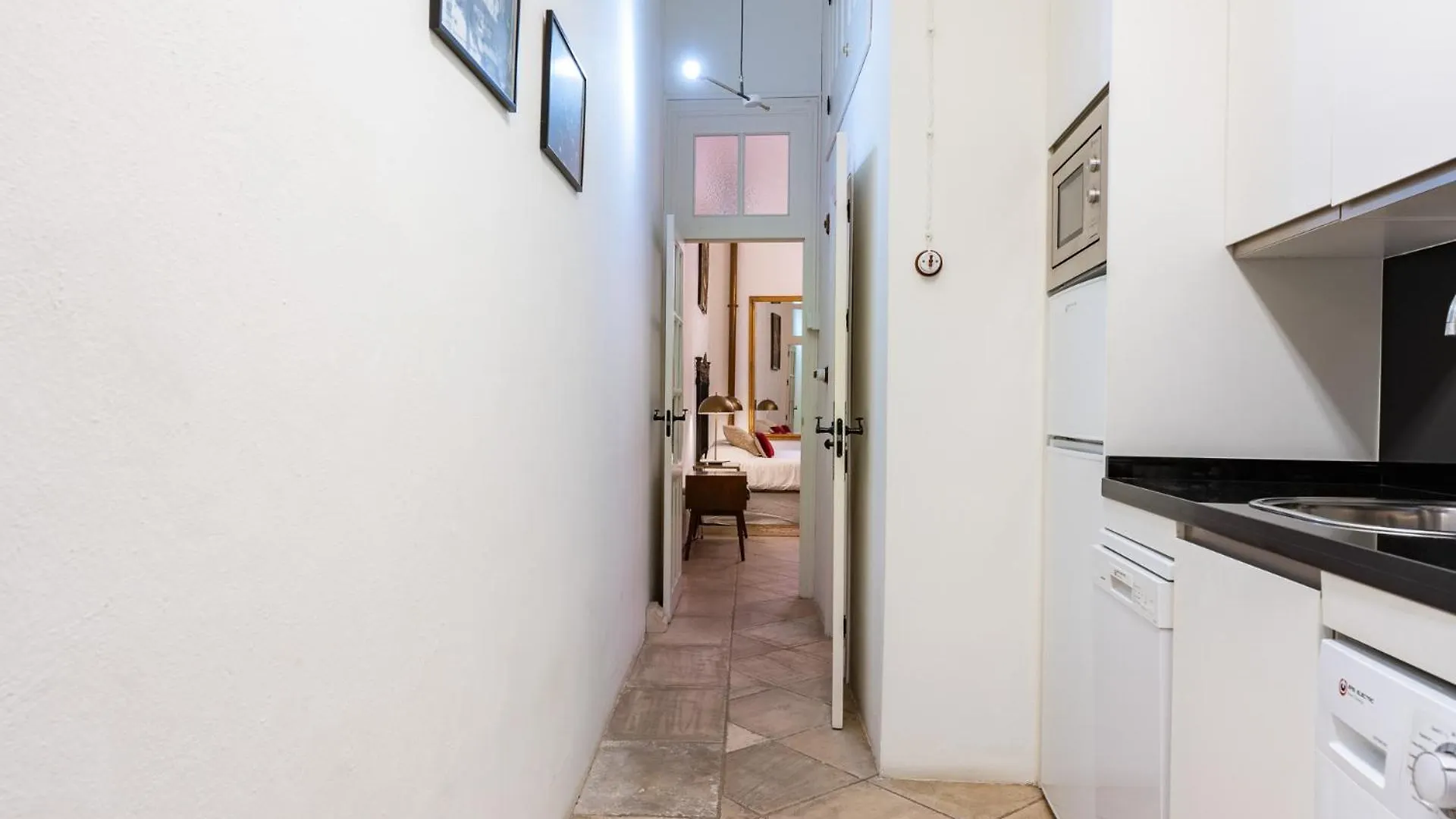 Teatro Suites Malaga Apartment